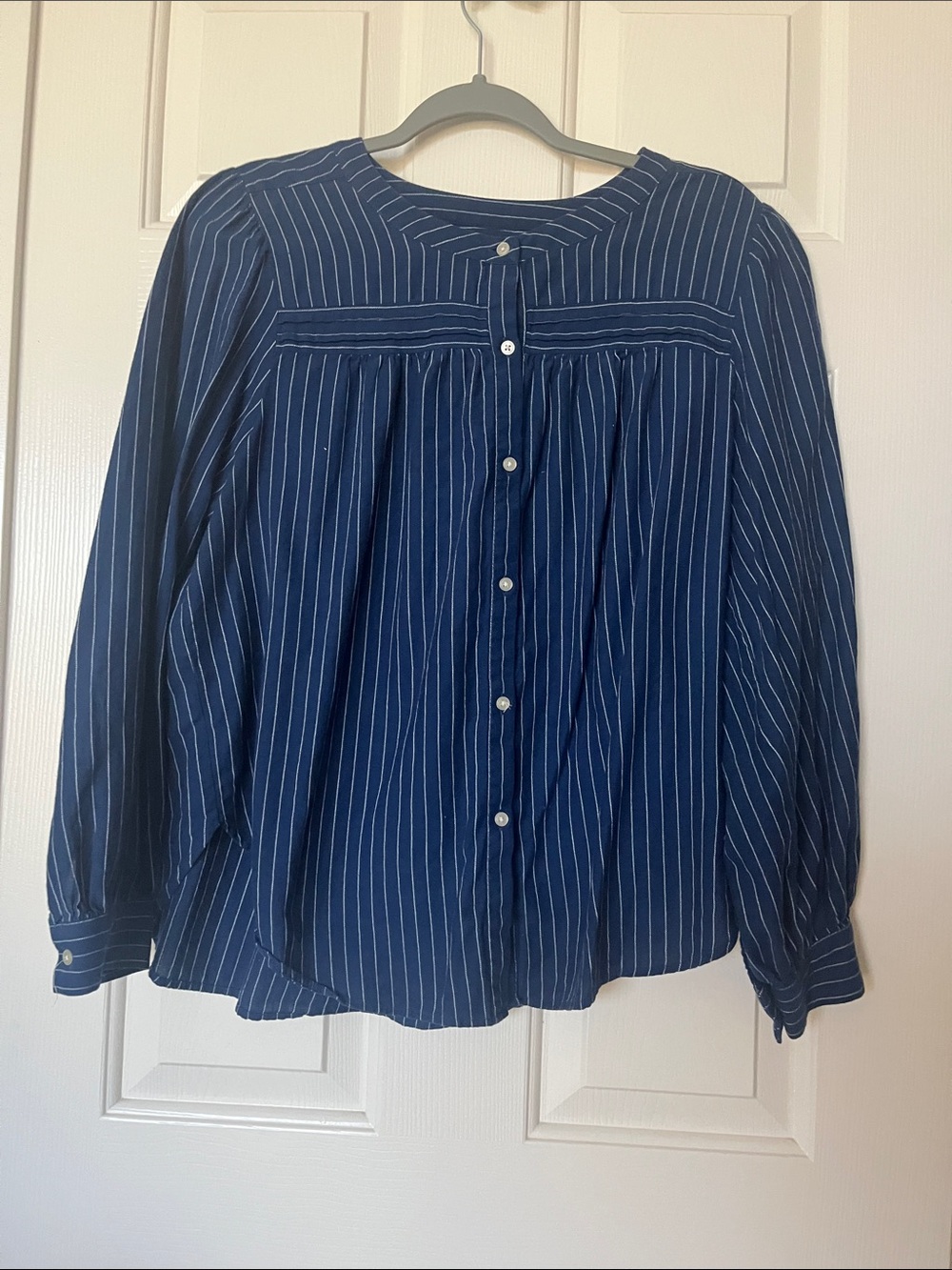 LOFT Women's Navy Blue Striped Button-Front Blouse